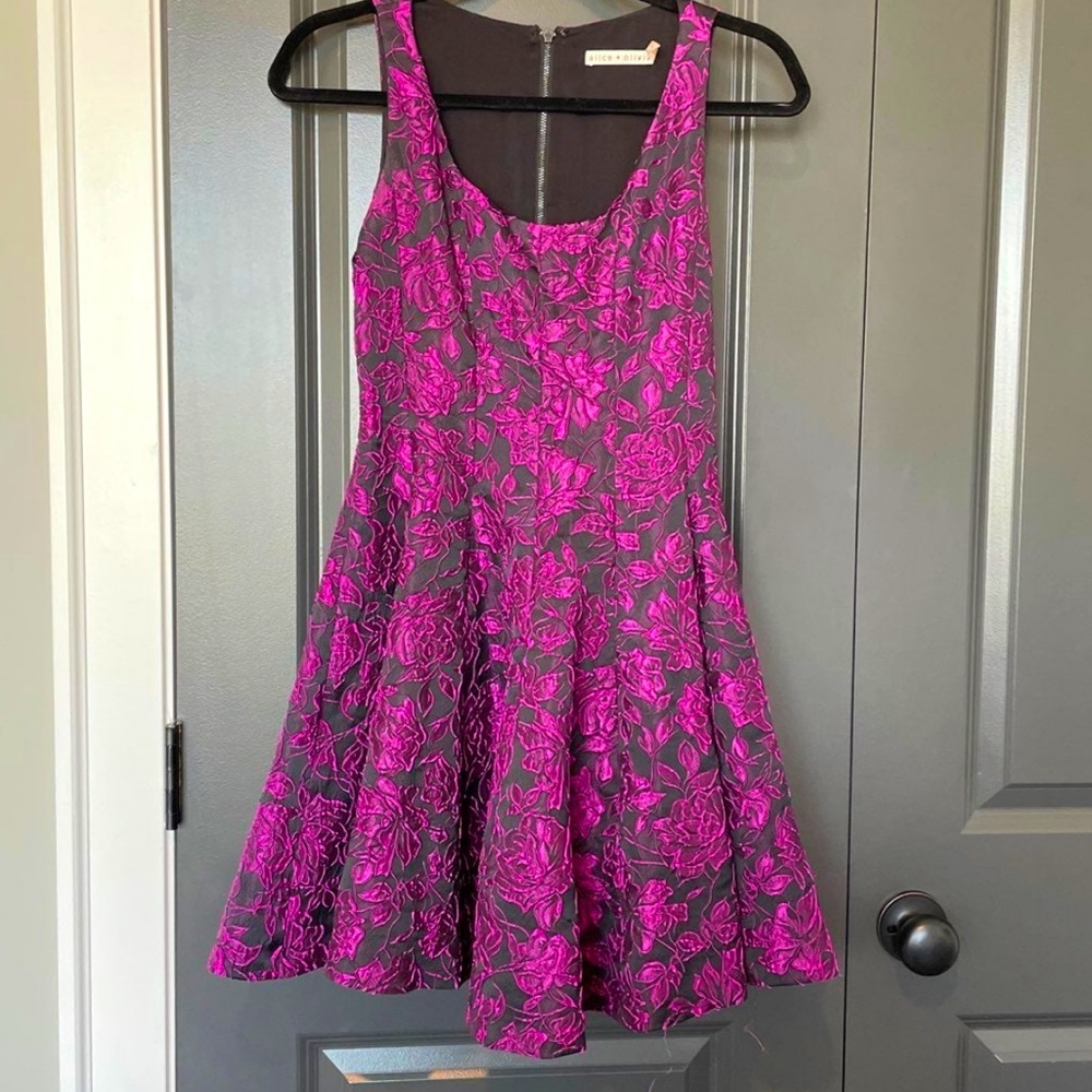 Alice + Olivia size 2 Purple/Black Lace Floral Dress